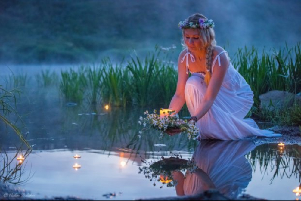 Чи можна на Трійцю купатися в басейні, ставку, річці або озері