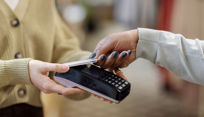 Як правильно: накладений платіж, наложений платіж чи післяплата