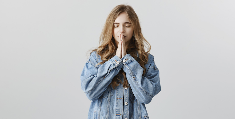 Молитва “Трисвяте” українською мовою та поради щодо читання