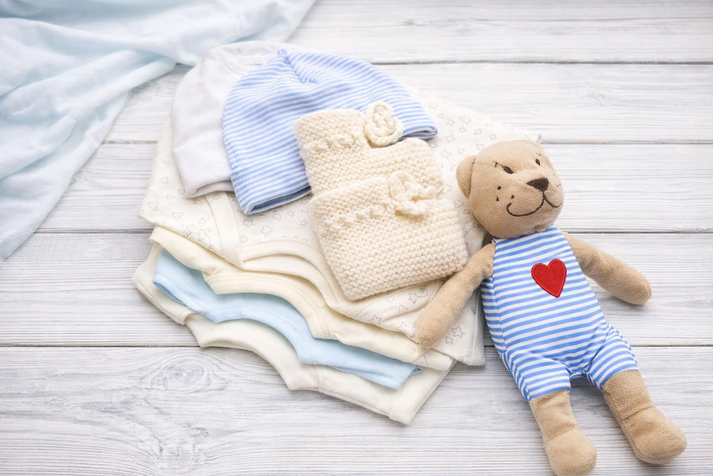 Які речі потрібні дитині на теплий сезон